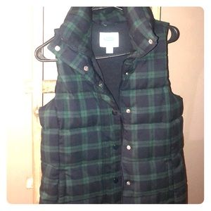 Old navy puffer vest